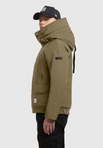 Зимняя куртка