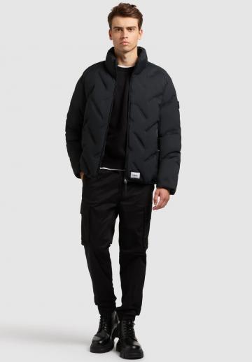 Зимняя куртка