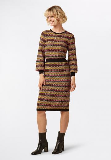 Вязаное платье