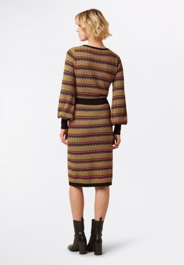Вязаное платье