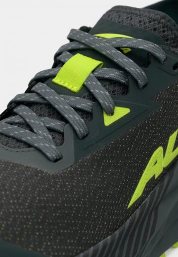 Беговые кроссовки