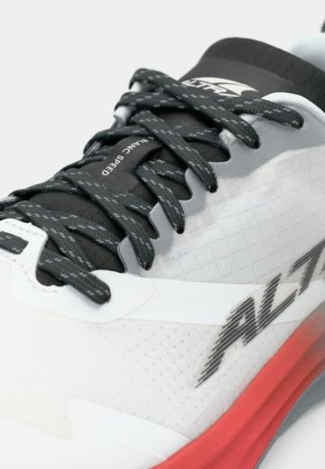 Беговые кроссовки