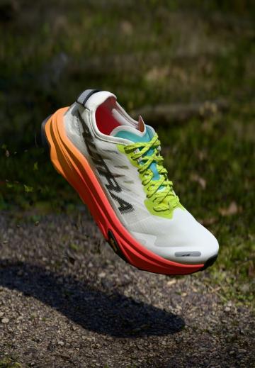 Беговые кроссовки