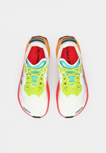 Беговые кроссовки