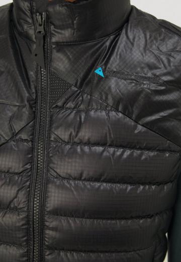 Спортивная куртка