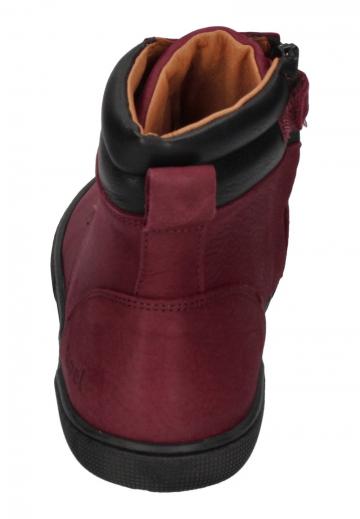 Ботинки на шнуровке