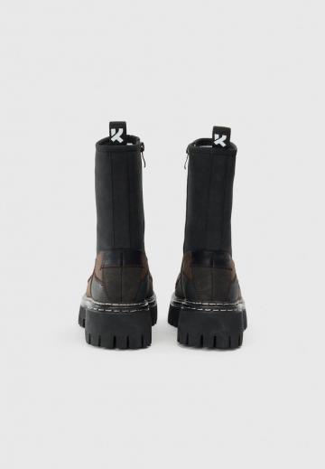 Полусапожки на платформе