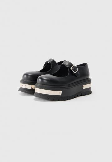 Полуботинки