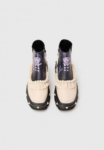 Полусапожки на высоком каблуке