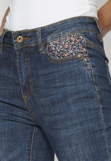 Клешеные брюки