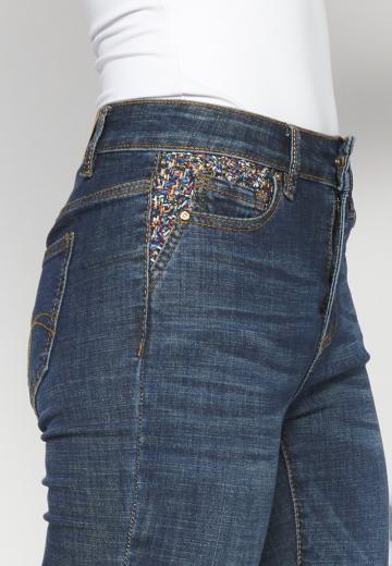 Клешеные брюки