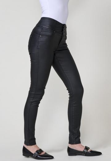 Узкие джинсы