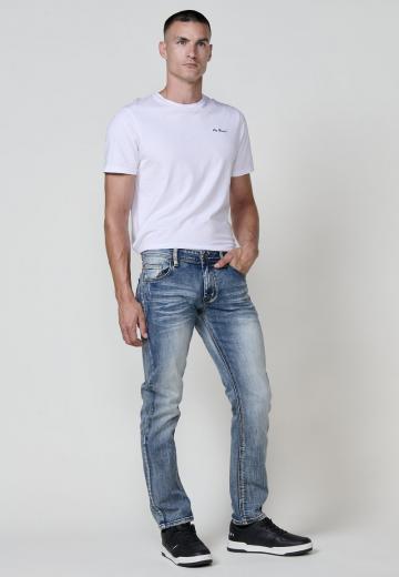 Прямые джинсы