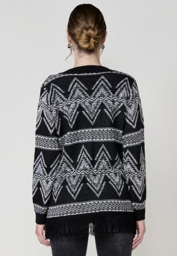 Жаккардовая вязаная кофта