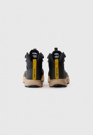 Походные ботинки