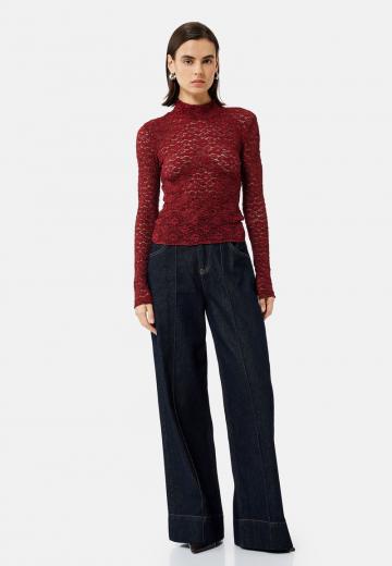 Кружевная блузка