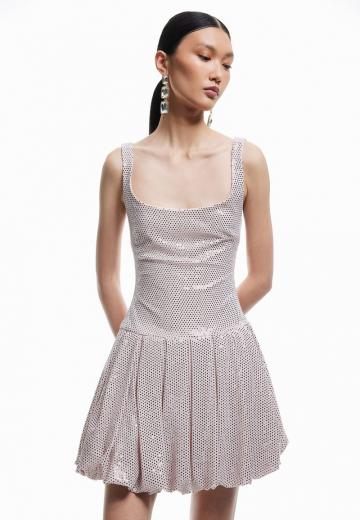 Короткое платье