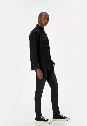 Узкие джинсы