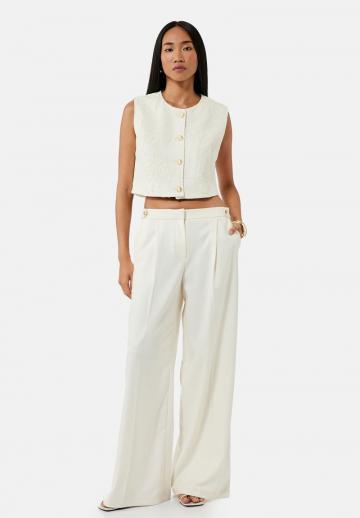 Короткая куртка