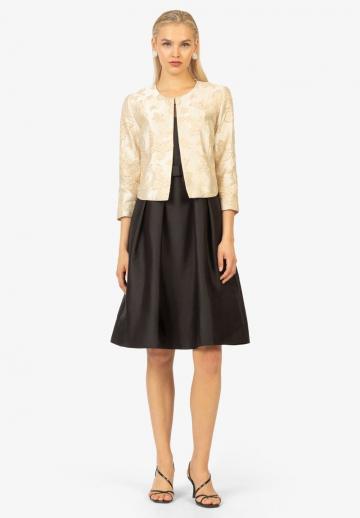 Короткий блейзер