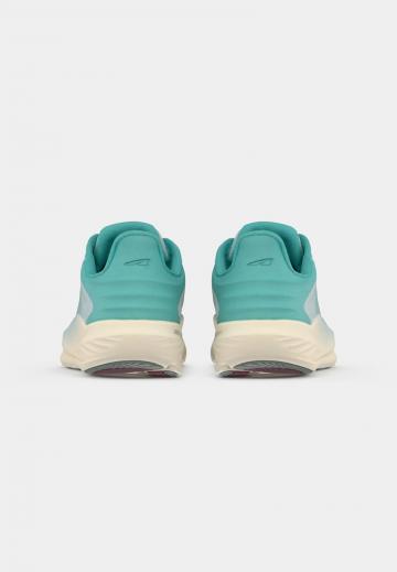 Беговые кроссовки