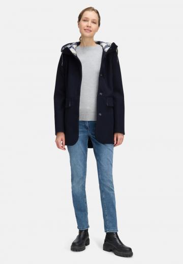 Короткое пальто