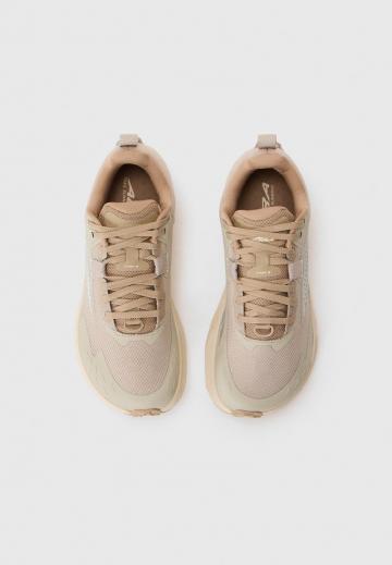 Беговые кроссовки