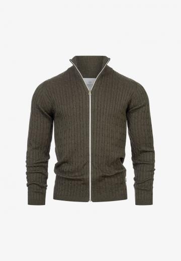 Вязаная кофта