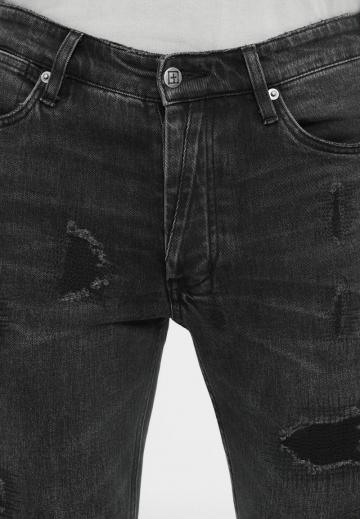 Узкие джинсы