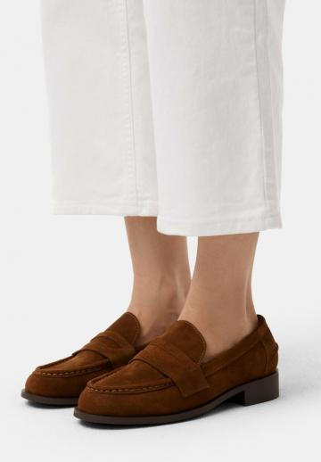 Полуботинки