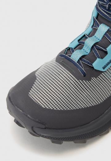 Походные ботинки