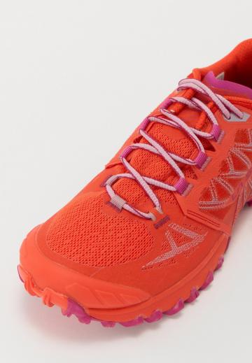 Походная обувь