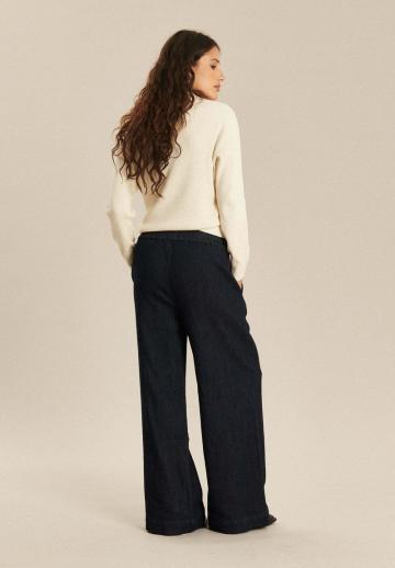 Свободные джинсы