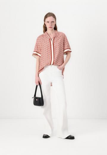 Атласная блузка