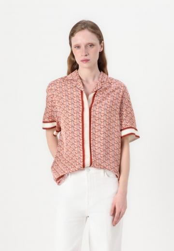 Атласная блузка