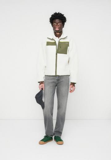 Флисовая куртка