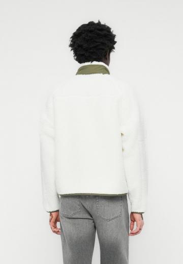 Флисовая куртка