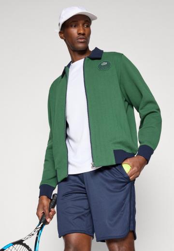 Спортивная куртка