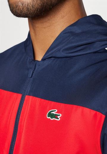 Спортивная куртка