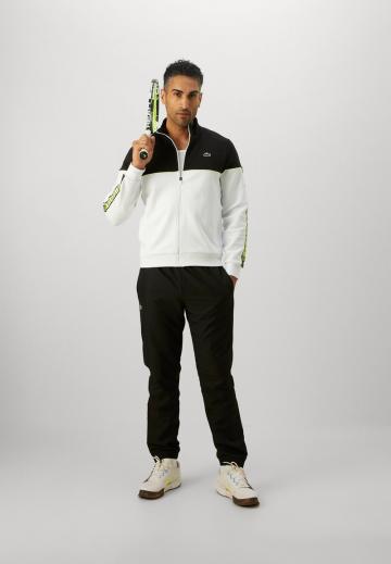 Спортивная кофта