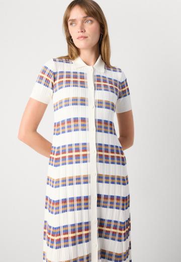 Вязаное платье