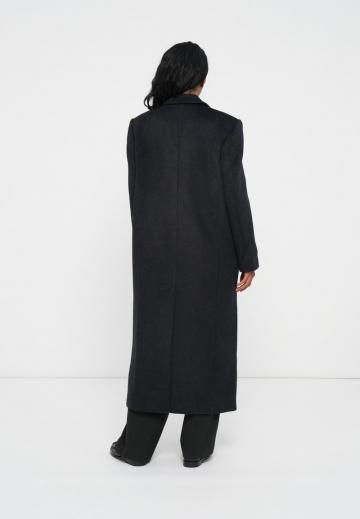 Шерстяное пальто