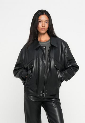 Кожаная куртка