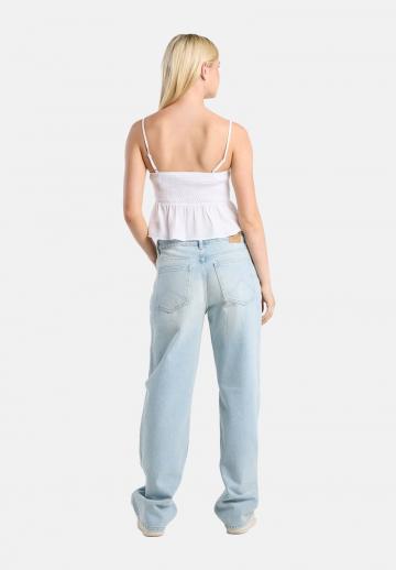 Топ на бретельках