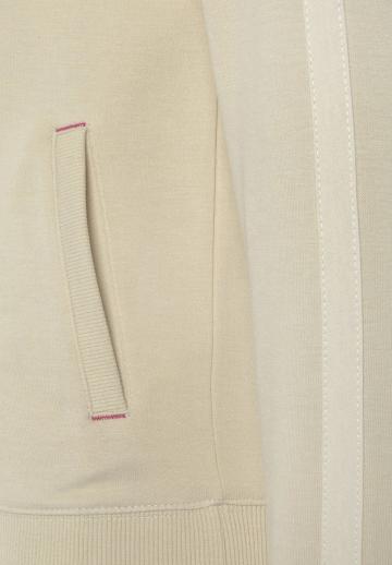 Спортивная куртка