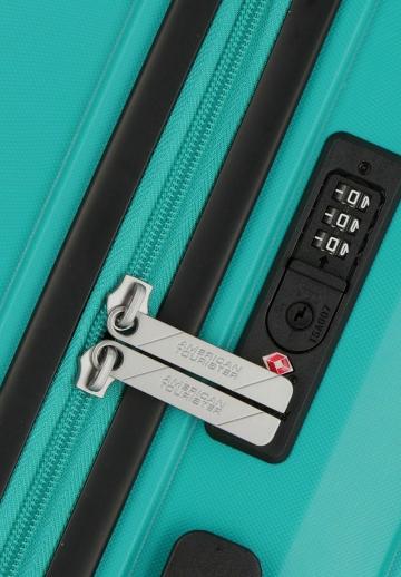 Набор чемоданов