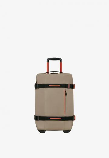 Чемодан на колесах