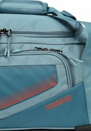 Чемодан на колесах