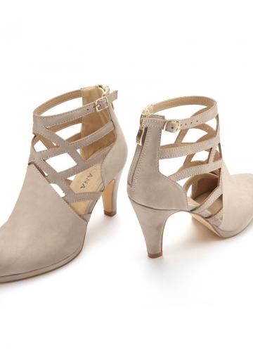 Туфли с ремешком