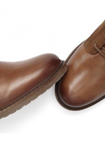 Ботинки на шнуровке